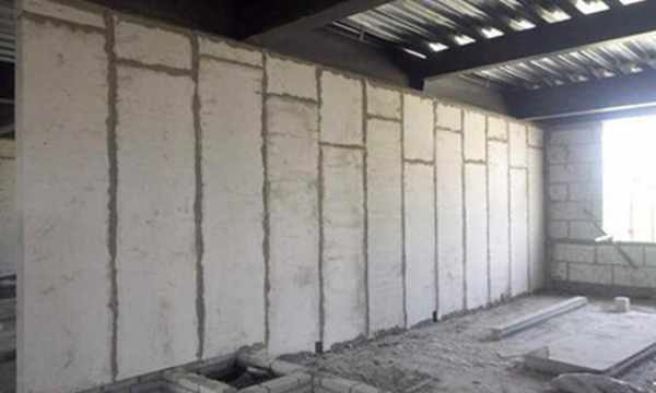 家庭装修中的石棉建材 辨识、风险与应对指南